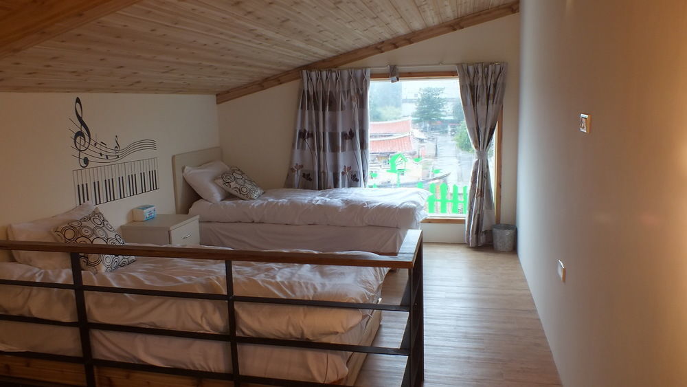 Ding Ding Homestay Jinhu Esterno foto